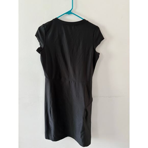 L.L. Bean Womens V-neck Dress Size Small Black Activewear Outdoors Athleisure - Picture 2 of 6